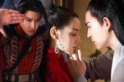 'Liệt Hỏa Như Ca': Diễn viên hot thì sao, diễn đơ vẫn nhận 1 sao như thường!