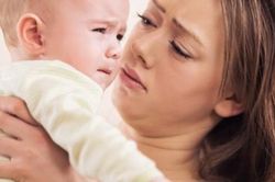 Rơi vào bế tắc vì chồng bỏ đi khi phát hiện con tự kỷ