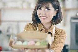 'Phán xử' bạn gái 20-21 tuổi vẫn không biết nấu ăn là kém cỏi, nam sinh bất ngờ bị dân mạng ném đá dữ dội