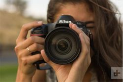 Máy ảnh DSLR là gì? DSLR có gì 'nổi trội' hơn Mirrorless?