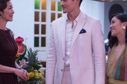 Phát ngượng vì bạn trai 'đỏm dáng'