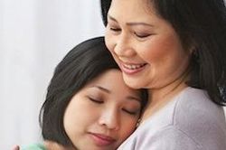 Biết ơn vô cùng người mẹ không 'mang nặng đẻ đau'