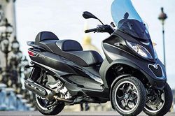 'Soi' xe ga 3 bánh Piaggio MP3 2019 giá 229 triệu đồng