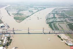 Cao tốc Hạ Long - Hải Phòng, không cho xe máy đi, không thu phí đường, nhưng phí cầu dự kiến là 35.000 đồng/lượt