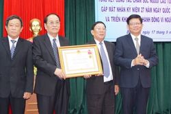 Hội Người cao tuổi TP Đà Nẵng đón nhận Huân chương Lao động hạng Ba