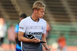 Keisuke Honda thề không bao giờ quay lại J.League chơi bóng