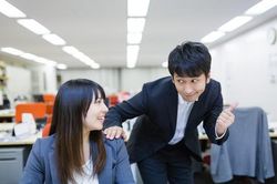 Tỷ lệ kết hôn ở Đông Á ngày càng giảm