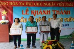 Vĩnh Thành: Khánh thành cầu nông thôn trị giá 300 triệu đồng