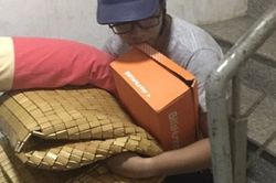 Nhậu về muộn bị vợ cho canh cửa, chồng đưa ra lời khuyên khiến ai cũng bật cười