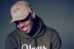 Chris Brown đang tìm sao K-Pop nổi tiếng để hợp tác: Bạn nghĩ ngay đến cái tên nào?