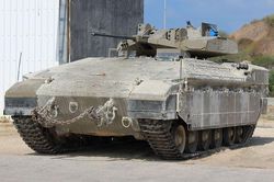 Xe bộ binh chiến đấu Namer Israel được nâng cấp tháp pháo và tên lửa chống tăng điều khiển từ xa