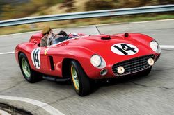 Thêm một chiếc Ferrari siêu hiếm đã được chốt giá lên tới 8 chữ số
