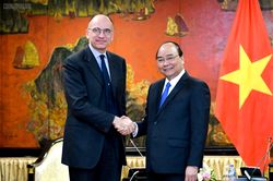 Thủ tướng tiếp Chủ tịch Hiệp hội Italy – ASEAN