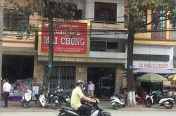 Trốn ra nước ngoài sau khi trộm hàng loạt tiệm vàng
