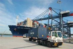 Bộ Xây dựng cho ý kiến về Chiến lược tổng thể phát triển khu vực dịch vụ Việt Nam