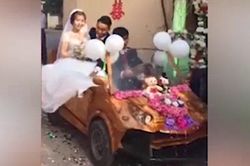 Không có đám cưới bạc tỷ, chú rể rước dâu bằng chiếc 'siêu xe' Lamborghini tự chế vẫn khiến dân mạng phát sốt