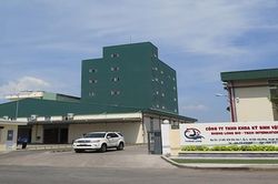 Doanh nghiệp sản xuất thức ăn nuôi tôm đột ngột tăng giá bán, người nuôi tôm lao đao