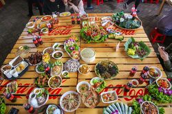Khám phá các món ăn hấp dẫn tại không gian lễ hội ẩm thực châu Á