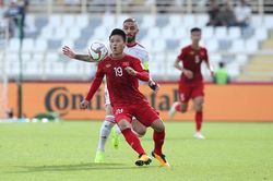 CĐV Thái Lan 'chê' tuyển Việt Nam may mắn vào vòng 1/8