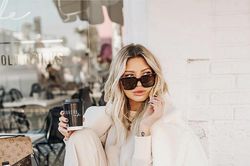 Cách phối đồ tông trắng sang trọng dành cho các quý cô thời thượng