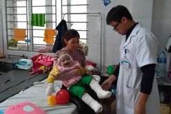 Tai nạn pháo nổ khiến năm người nhập viện tại Nghệ An