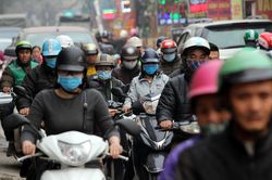 'Tết, sao cứ phải về quê?'