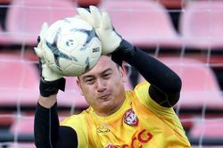 Sếp Muangthong: Đặng Văn Lâm giống Oliver Kahn, đẳng cấp hàng đầu châu Á