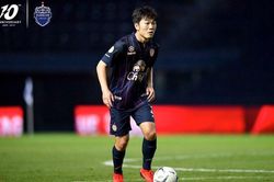 'HLV Buriram quá kém, không biết sử dụng Xuân Trường'