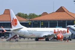 Các phi công Mỹ báo cáo trục trặc mới ở máy bay phản lực Boeing