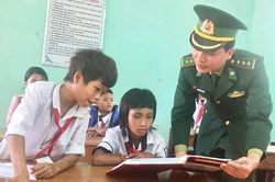 Tấm lòng lính trẻ ở biên giới Đakrông