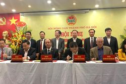 Hội Nông dân Hà Nội ký kết phối hợp với 18 tỉnh, thành phố