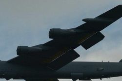 Nga phản ứng gì khi máy bay ném bom B-52 của Mỹ cố tính tiếp cận biên giới?