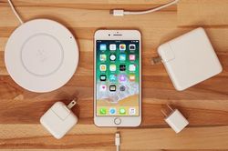 iPhone 11 có thể sạc không dây cho Apple Watch, AirPods?