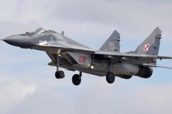 Vì sao Mỹ mua tiêm kích MiG-29 Liên Xô?