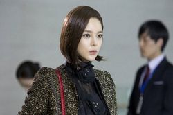 Chồng hí hửng đưa bồ đi nghỉ mát mà không hay vợ đã lên kế hoạch...