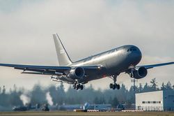 Máy bay Boeing lại dính lỗi nghiêm trọng, bị Bộ Quốc phòng Mỹ trả về hàng loạt