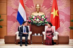 Chủ tịch Quốc hội hội kiến Thủ tướng Vương quốc Hà Lan