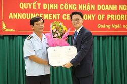 Doosan Vina đạt chứng nhận Doanh nghiệp ưu tiên về thủ tục hải quan