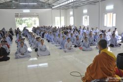 Chùa Càn Môn tổ chức khóa tu một ngày