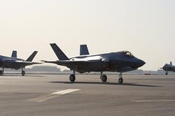 Mỹ lần đầu đưa 'Tia chớp' F-35A tới chảo lửa Trung Đông