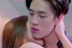 Tập 13 'Con tim sắt đá': Khán giả bức xúc trước cảnh nóng của Kwan và Sila, liệu trả thù có nhất thiết phải dùng cách này?