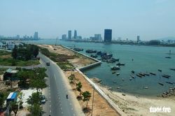 Kiểm tra, xử lý việc lấn sông Hàn làm dự án