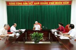 Tổng Bí thư, Chủ tịch nước Nguyễn Phú Trọng chủ trì họp lãnh đạo Đảng, Nhà nước