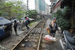 Đường sắt cần hơn 7.300 tỷ đồng để ngăn chặn 'tử thần' rình rập
