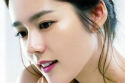 Những nốt ruồi may mắn trên khuôn mặt, giúp bạn gặp dữ hóa lành, tiền tiêu không hết