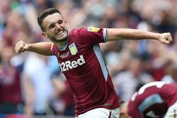 Đánh bại Lampard, Terry cùng Aston Villa thăng hạng Premier League