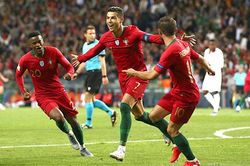 Lập hat-trick, Nations League gọi tên Cristiano Ronaldo