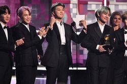 Choáng: BTS chính thức được mời chấm giải Grammy