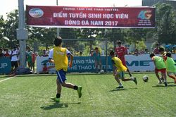 Trung tâm Thể thao Viettel tuyển sinh học viên bóng đá nam