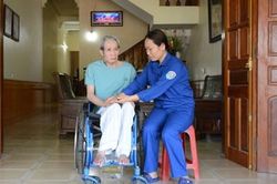Hạnh phúc trong gian khó
